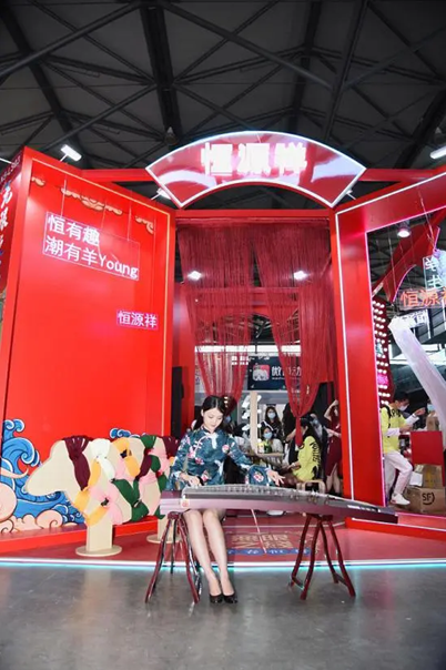 国潮复兴，衣冠先行！2023 ChinaJoy 潮生活展区【潮服饰版块】火热招商中！