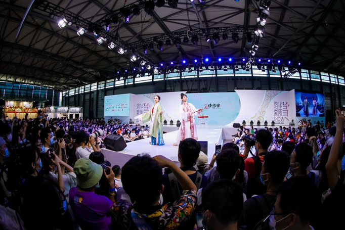 重磅官宣！今夏来沪必约 2023 ChinaJoy，7月12日首批早鸟票限量发售泰裤辣！